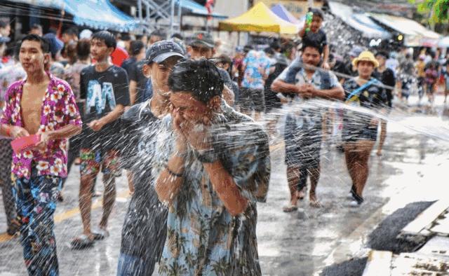 泰国泼水节攻略,泰国泼水节去哪里玩比较好