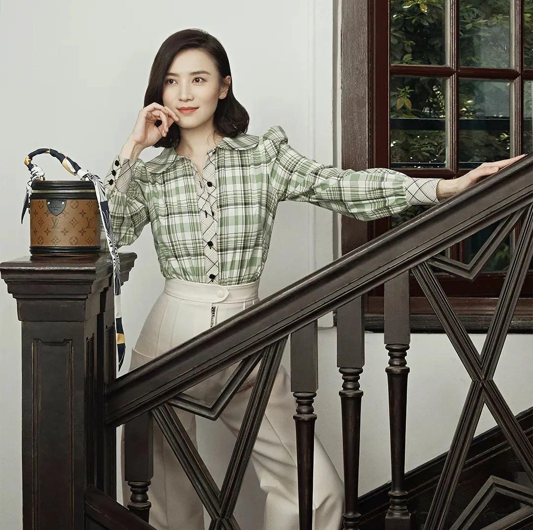 burberrylvprada,pradaburberry