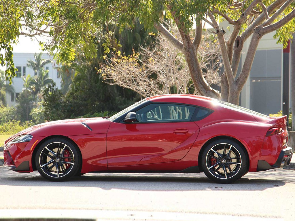 牛魔王supra和z4的驾驶感受,牛魔王丰田supra改装