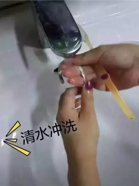 银饰品变黑了要怎么清洗干净,银饰品戴发黑了怎么处理