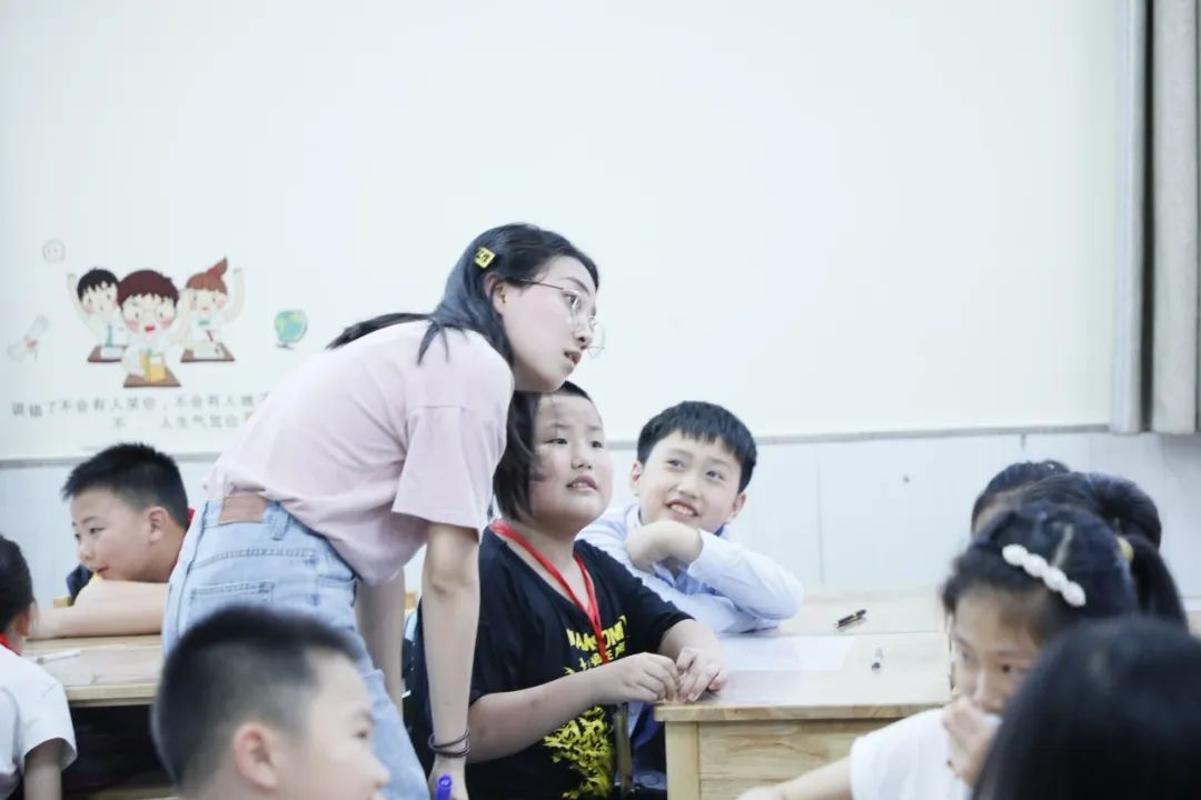 展学校风采，促教育发展——两校互动交流相互学习携手共进