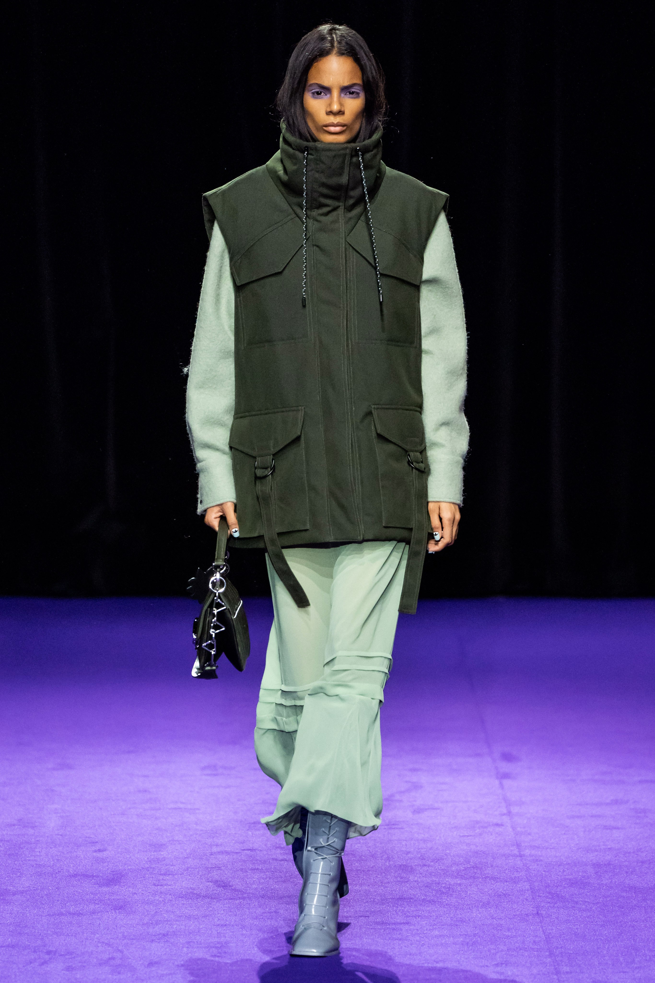 巴黎时装周kenzo,kenzo穿出时尚感