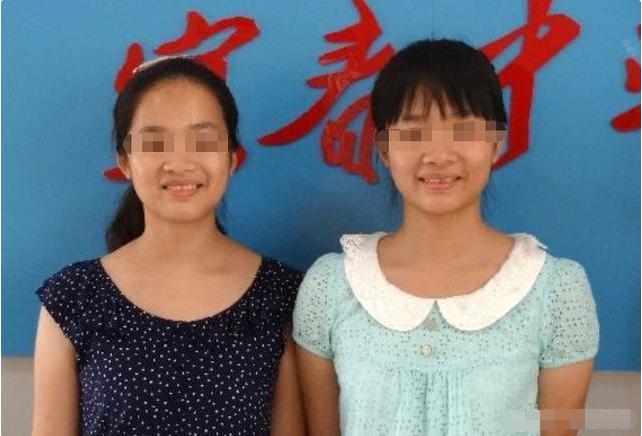 双胞胎姐妹越长大越分不清,一对双胞胎姐妹的年龄差距