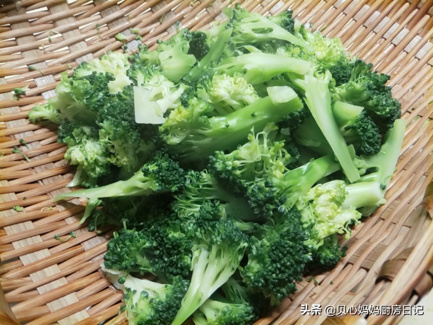 西兰花怎么清洗能洗掉虫子,如何正确清洗西兰花