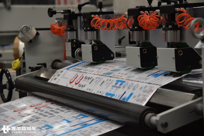 斯堪尼亚卡车vs沃尔沃卡车,斯堪尼亚卡车vs布加迪