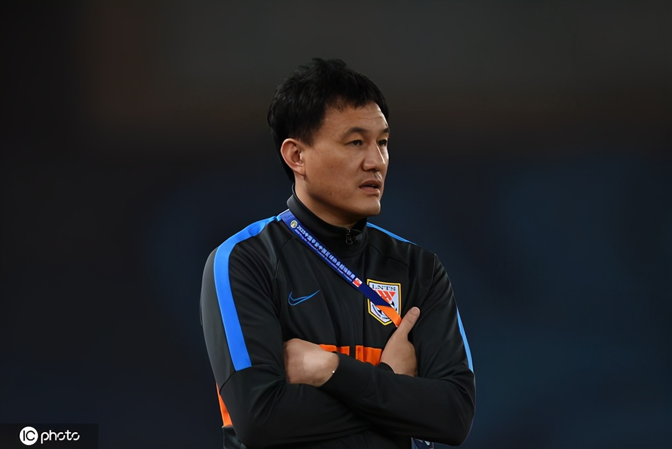 没想到今时今日还有这样的足球，多位球员连夜大骂裁判，称耻辱