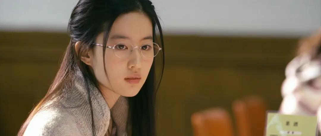 刘亦菲花木兰四大槽点,从花瓶到影后用演技迷翻众生