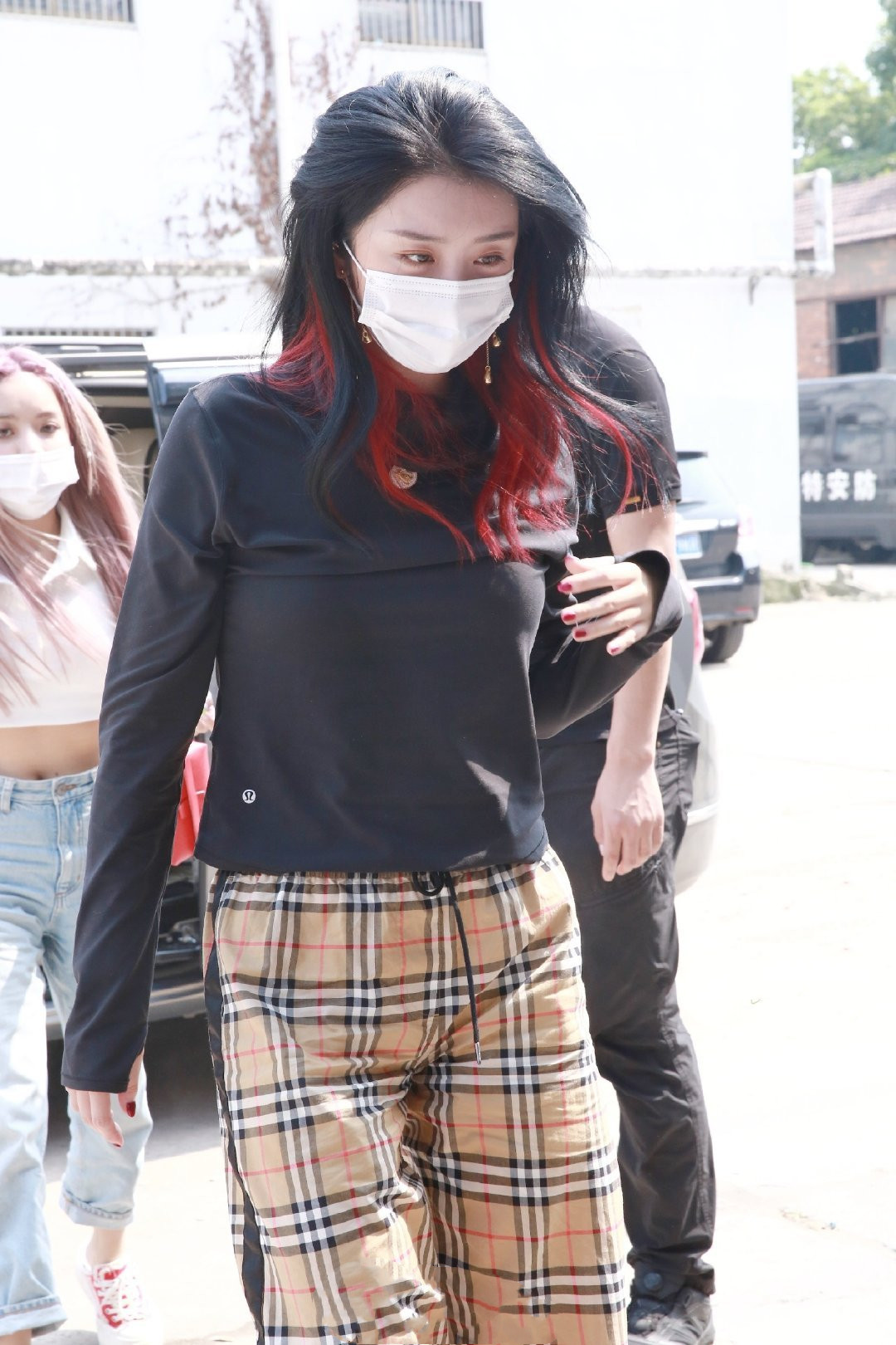 比较火的女明星发型搭配,女明星造型心机发型