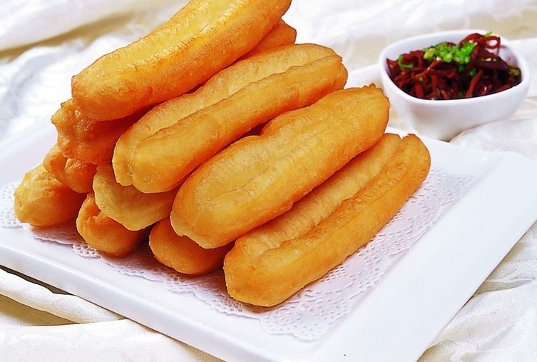 不会炸油条面点师傅教你三招,做油条的13个经验