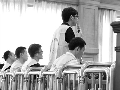 10年前，17岁高中生肾脏遭黑诊所切除，获赔147万却葬送人生