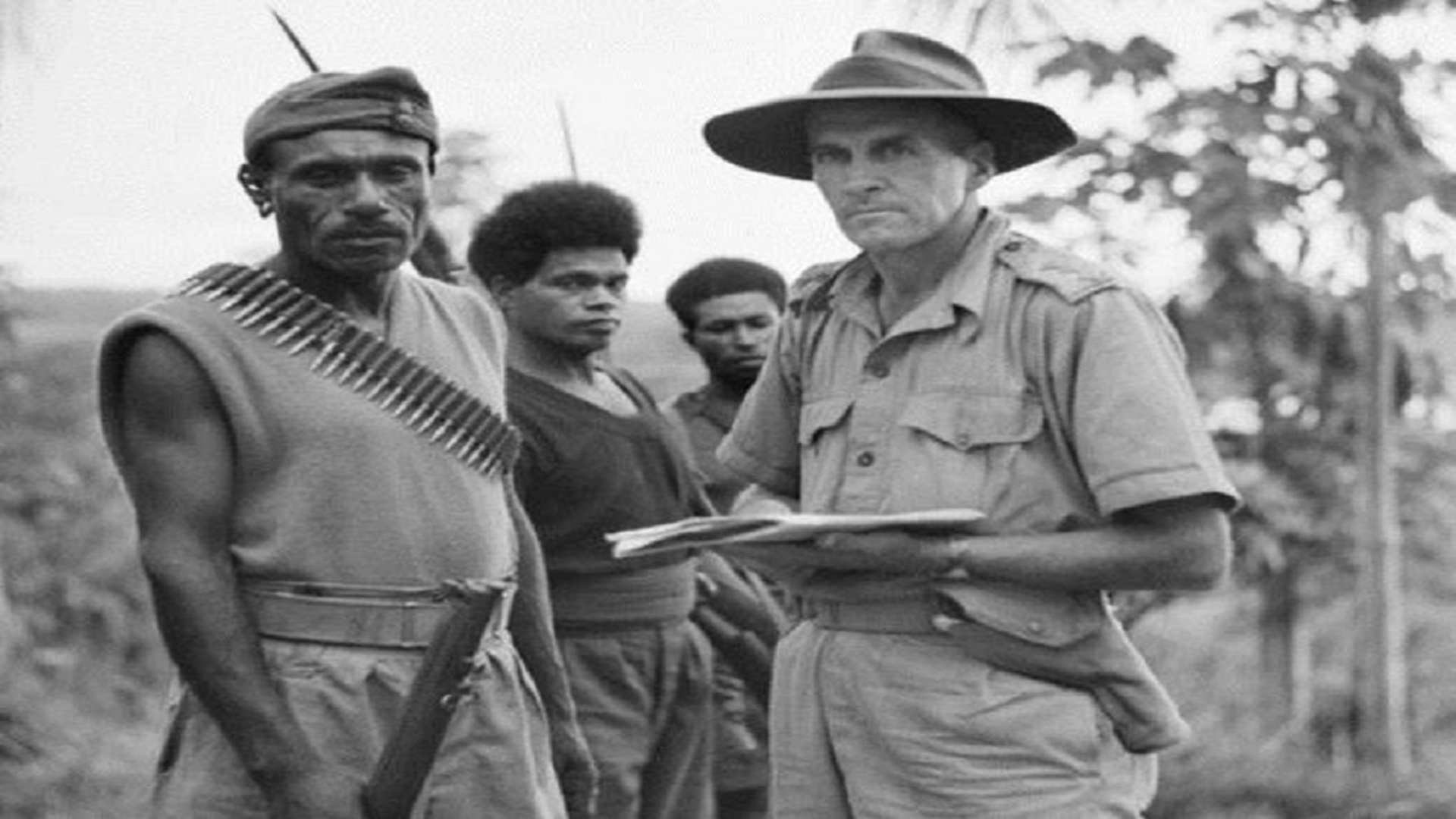 浜屾垬寰峰啗涓庢棩鍐涚櫧鍒冩垬瀵规瘮,浜屾垬寰峰啗涓庤嫳鍐涗氦鎵嬫儴璐ョ殑鎴樺焦