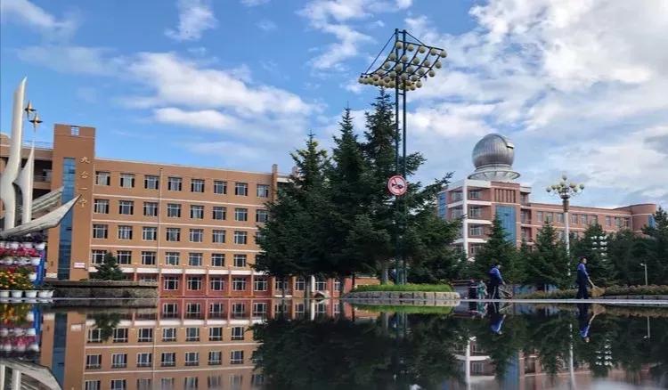 吉林省top10高中,长春市九台区四中是重点高中吗