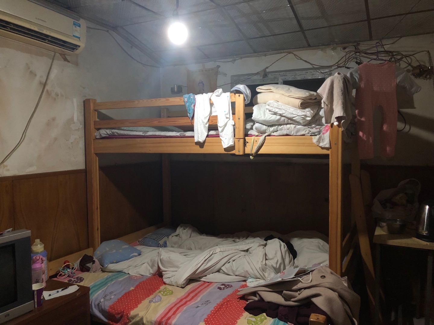 困在“封针”里的家庭