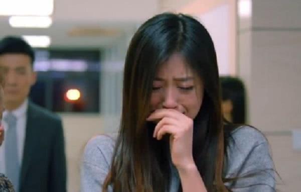 曲筱绡帮助樊胜美摆脱原生家庭,欢乐颂樊胜美深度解析