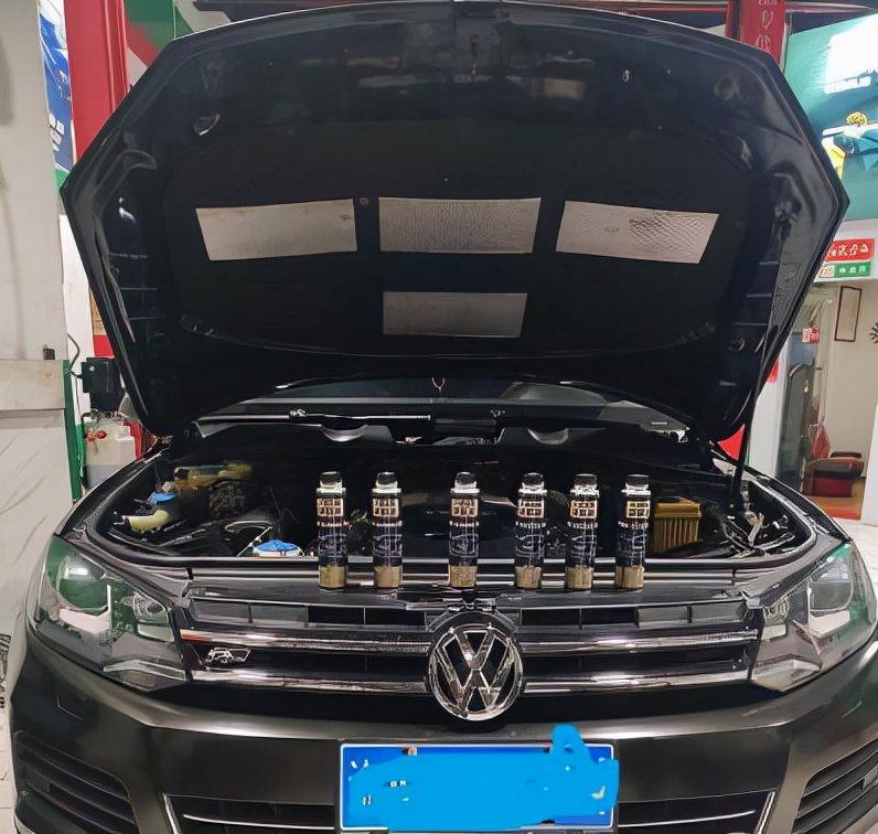 干冰清洗积碳和免拆治理烧机油,奥迪a4干冰清洗积碳解决烧机油