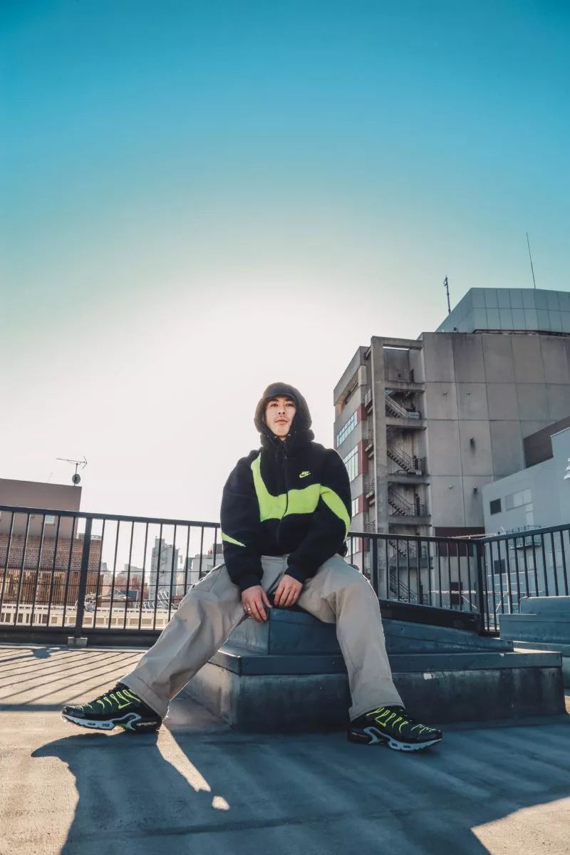 只有nike才有倒钩吗,为什么现在的耐克有4个勾