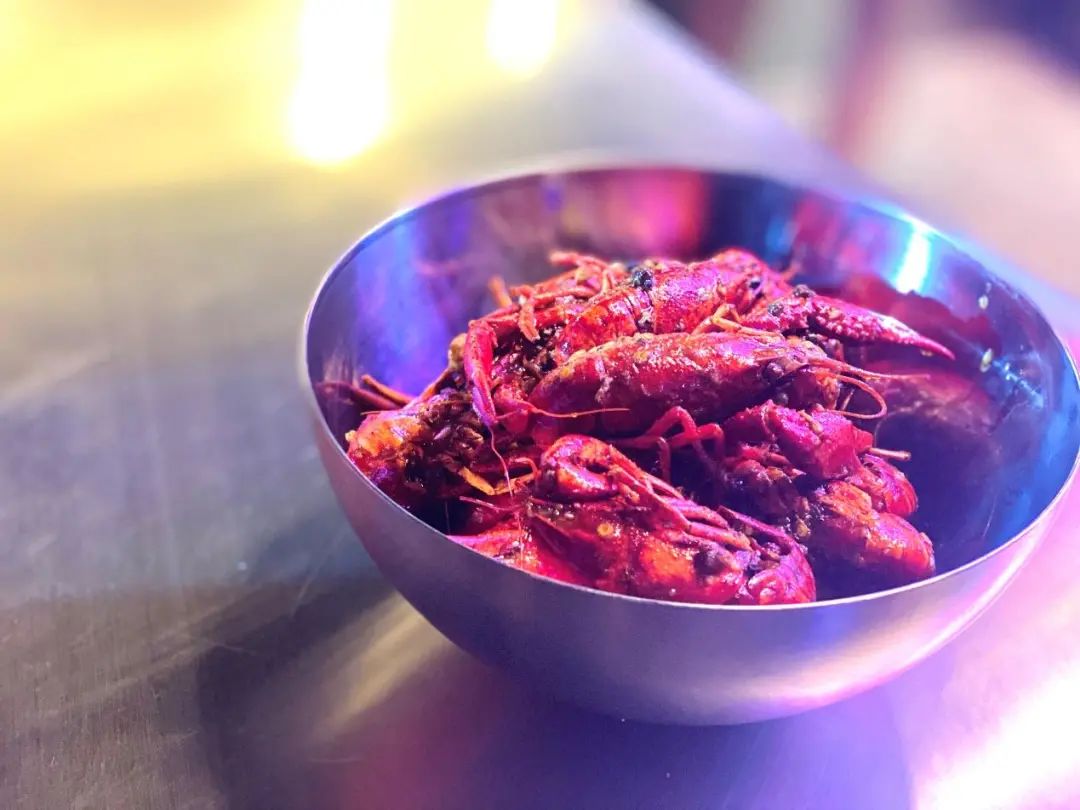 最美车站、漫天星河、情侣游戏...快去解锁这场七夕的专属甜蜜！