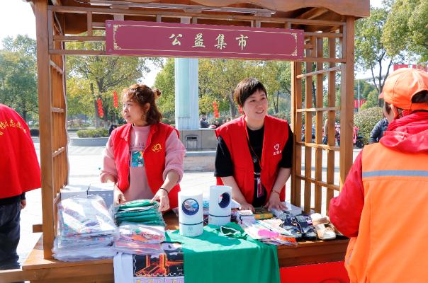 他们是新时代的“雷锋”，让爱在江阴无限绵延