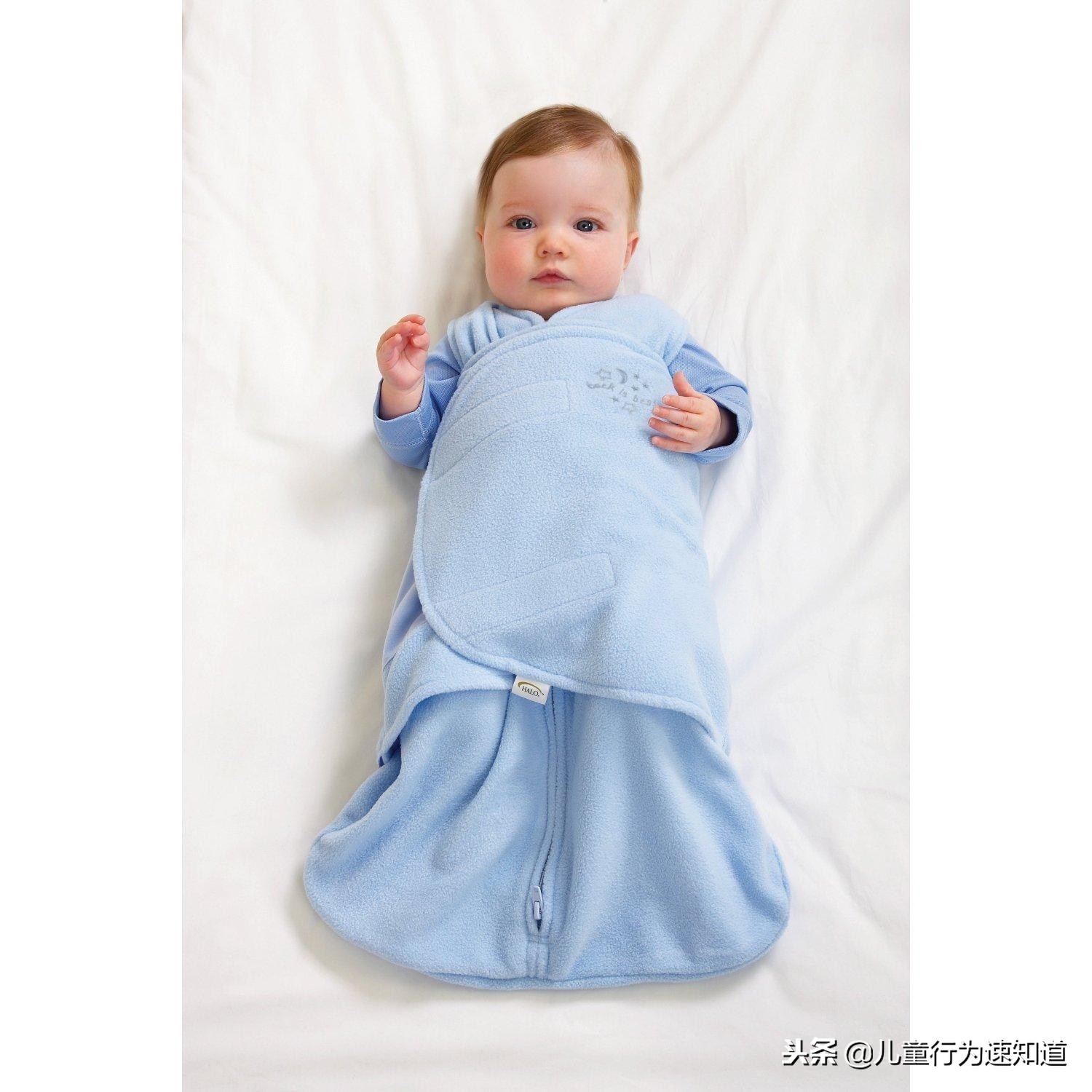 宝宝睡觉总是惊跳正常吗,新生儿被吓到睡觉总惊跳