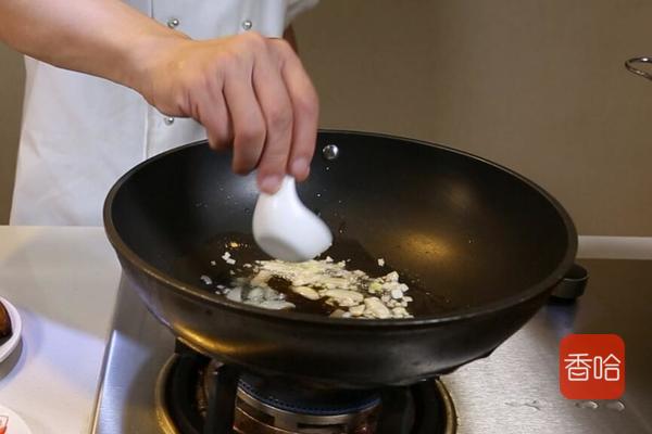 怎么炒山药清脆不发黑,炒山药不要配菜