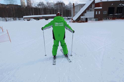 零基础滑雪技巧,滑雪一定要学会的四种技巧