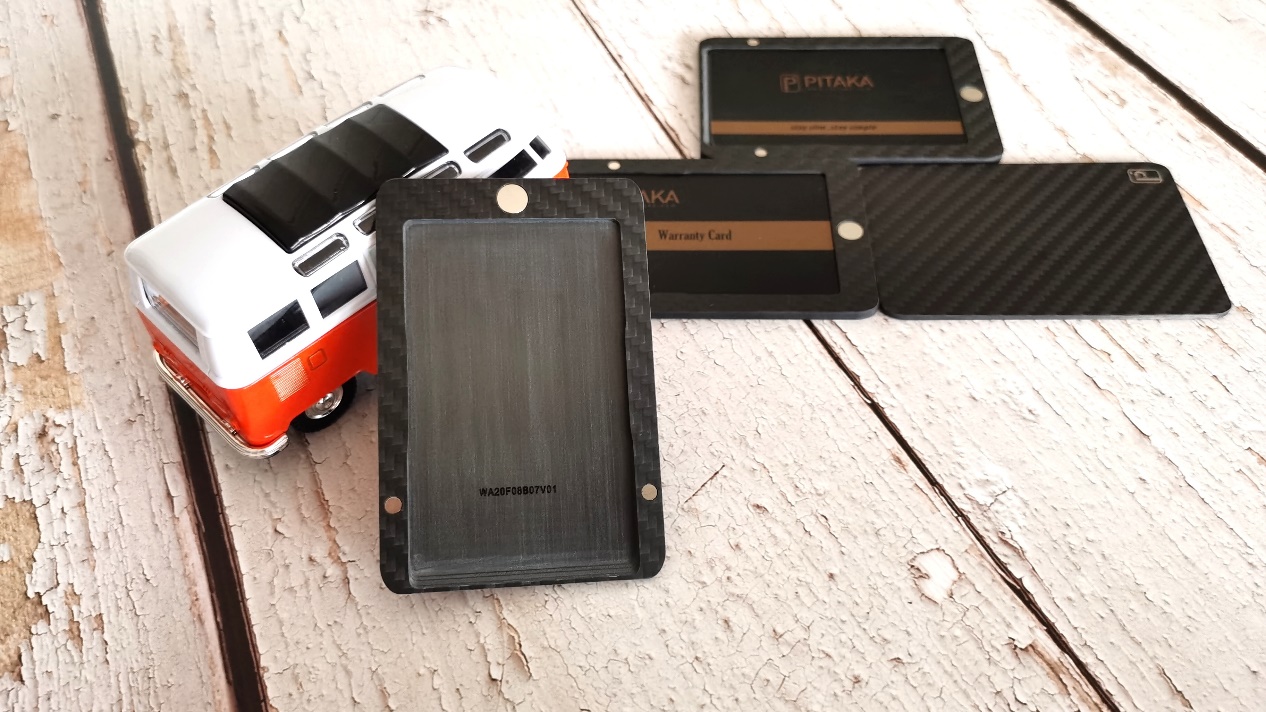 pitaka全包壳测评,pitaka最新款