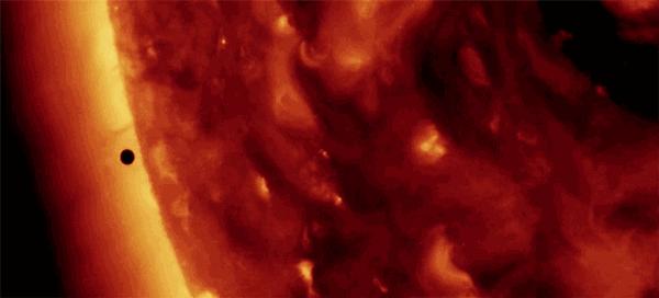 小行星撞击太阳会怎么样,如果小行星撞了太阳会发生什么事