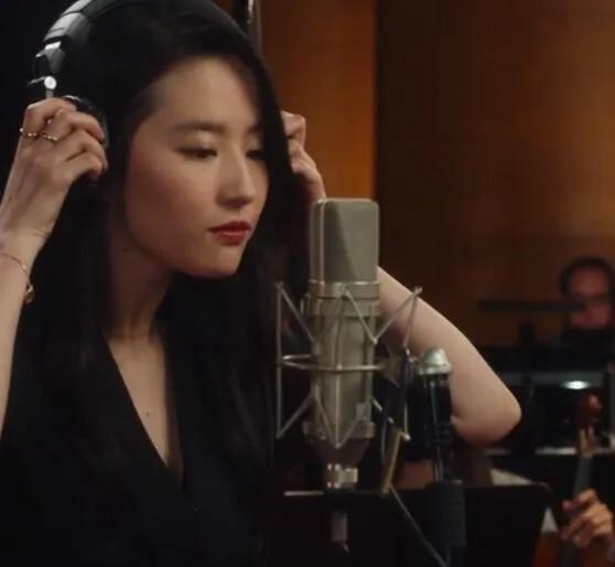 刘亦菲唱花木兰主题曲mv曝光,刘亦菲献唱花木兰主题曲新闻