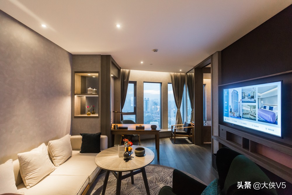 上海旅游值得打卡的酒店,来上海玩住哪里性价比比较高