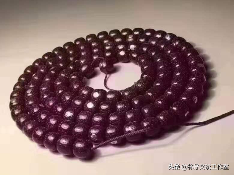 椰蒂手串原生态还是手工磨的好,椰蒂108颗手串佩戴图解