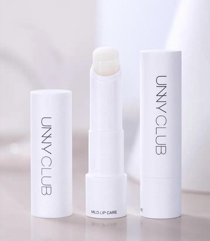 包包里不能缺的口红,女人包包里怎么能没有几支口红