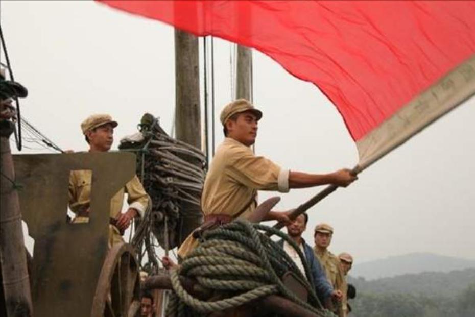 下令炮击英国紫石英号,解放军炮击英国紫石英号