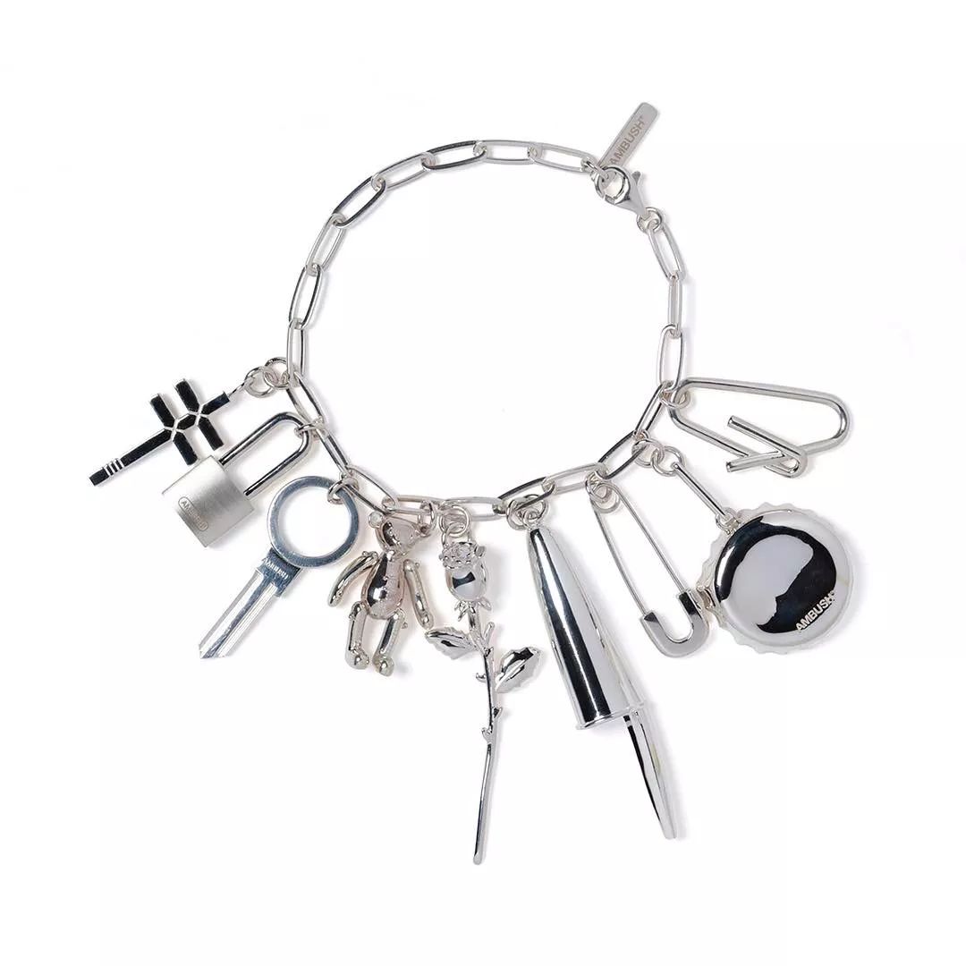 还在买阿迪耐克吗,ambush经典款