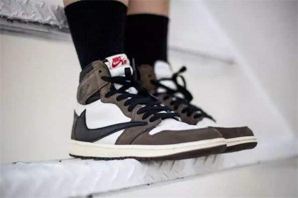 aj1倒钩为什么是鞋王,区分aj1倒钩低帮真假最简单的