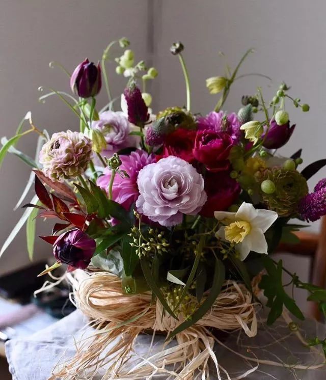 日式花艺作品,日本花店装修风格效果图