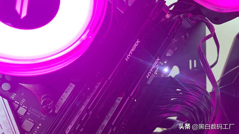 金士顿雷电3600内存是什么颗粒,金士顿雷电2400内存颗粒