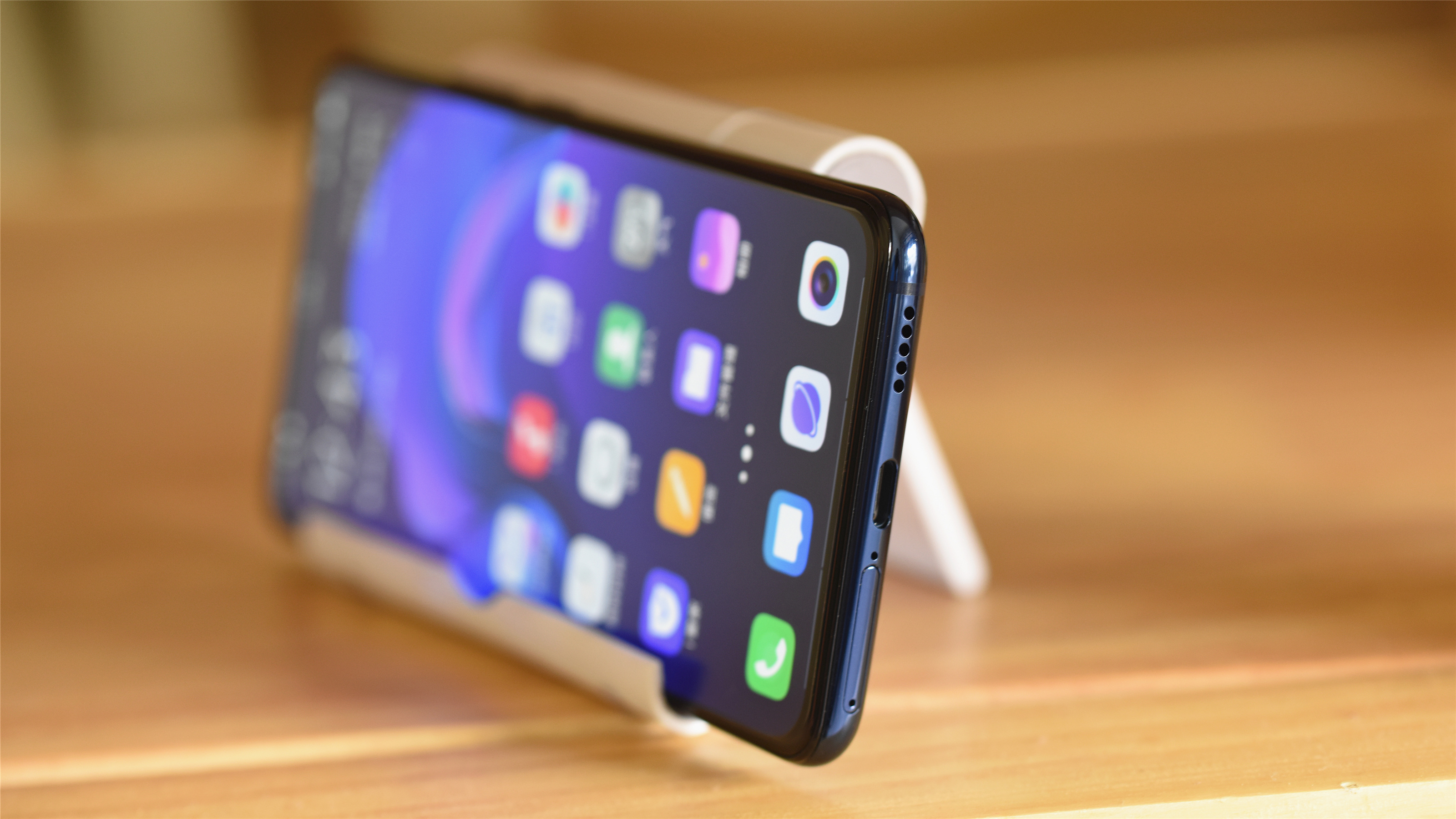 vivox27手机最大的亮点,vivox27全面屏体验怎样