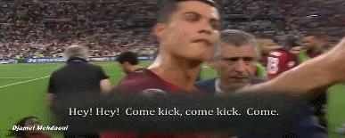 梅西和c罗传奇足球之路,足球史上奇迹梅西