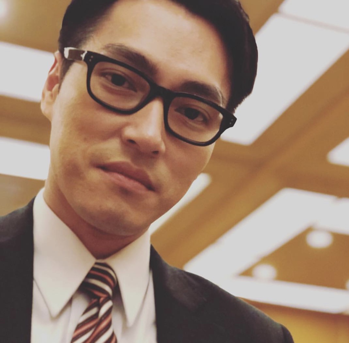 35岁TVB艺人林景程靠做物理治疗师帮补生计，副业收入比拍戏高7倍