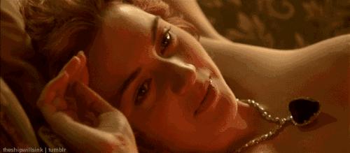 保湿的身体乳公认最好用,抹了身体乳皮肤干燥起皮