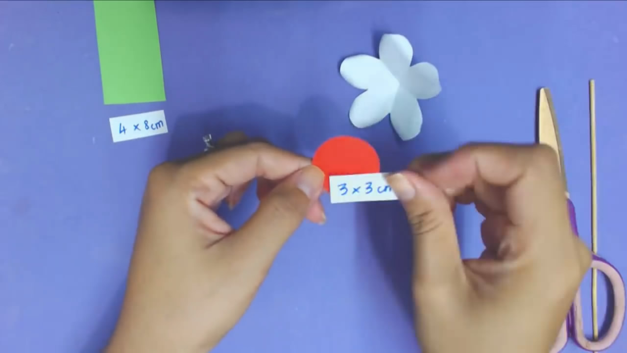 纸艺花卉制作教程,纸艺花卉教程褶皱纸荷花