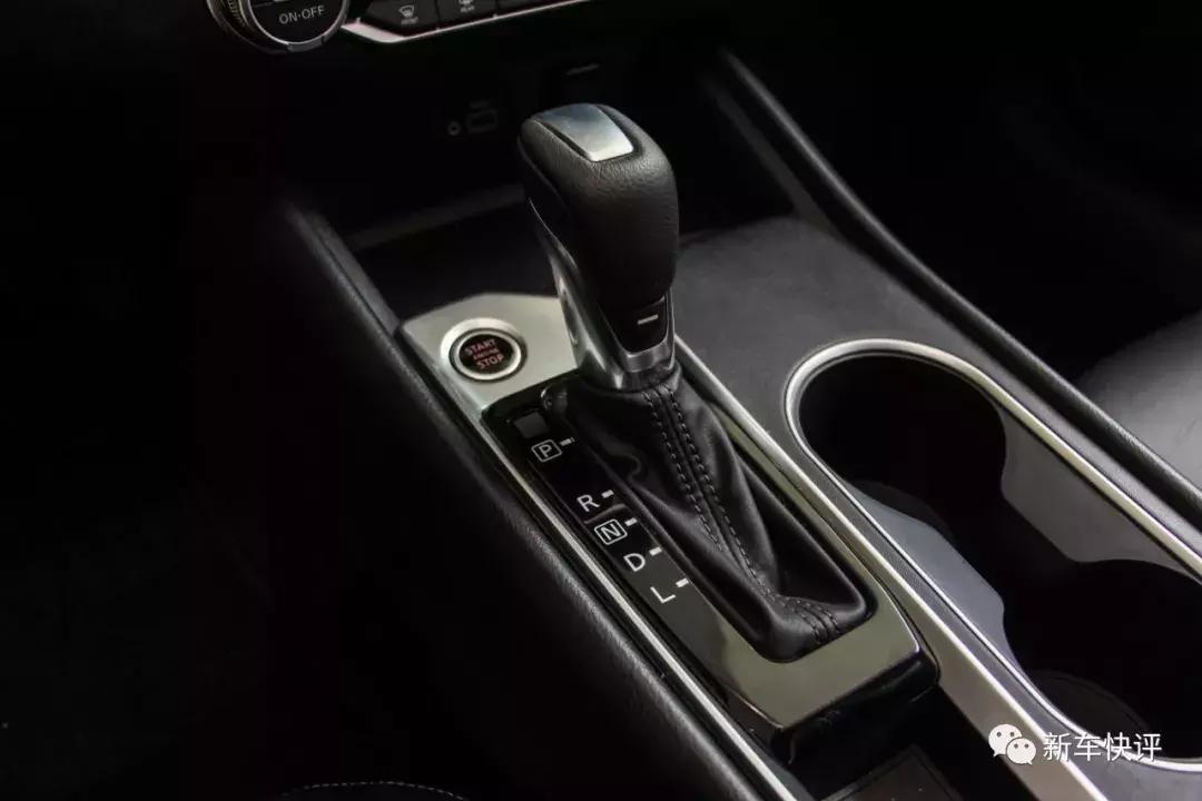 现在的天籁还是移动大沙发吗,新款天籁还是大沙发吗