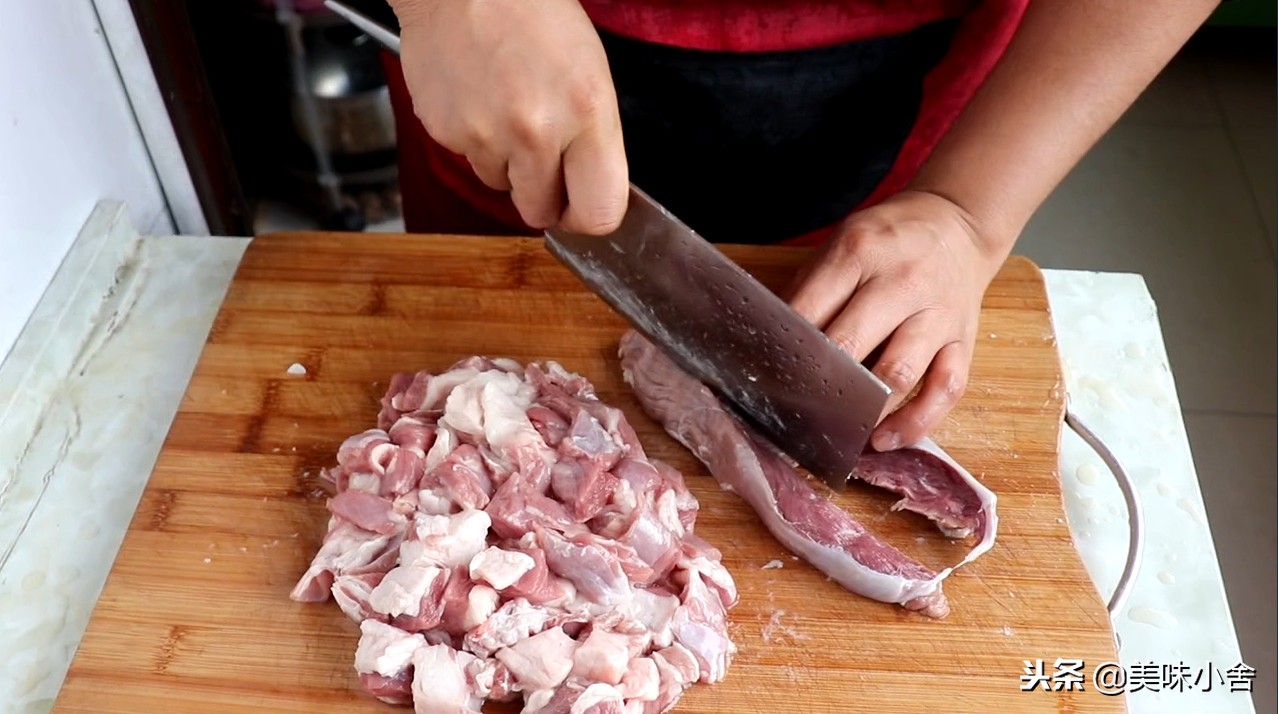 烤羊肉串难不难,烤羊肉串怎样掌握火候烤得好