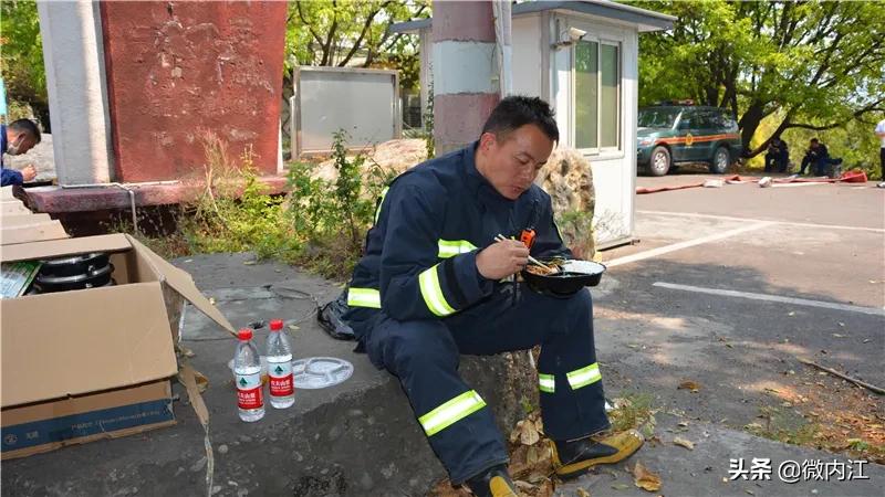 四川内江消防增援震区,成都消防支援西昌森林火灾