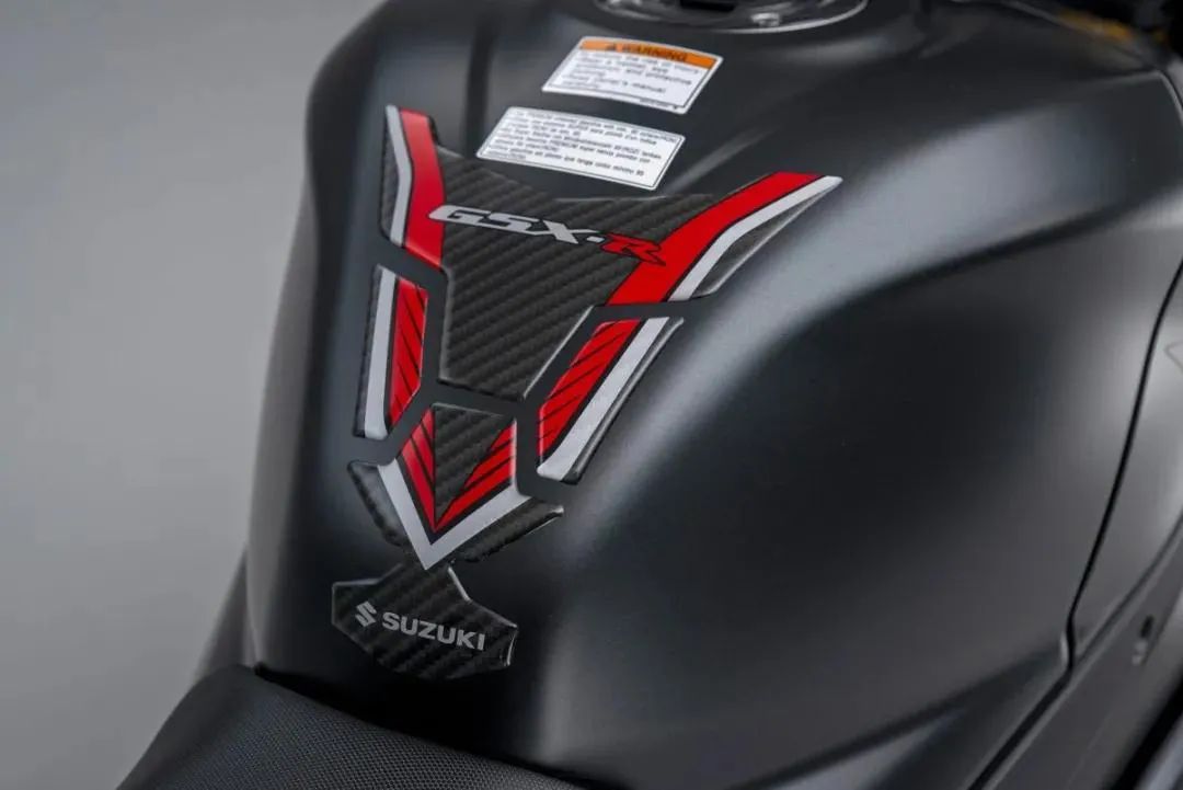 铃木大r换装,铃木大r改车头