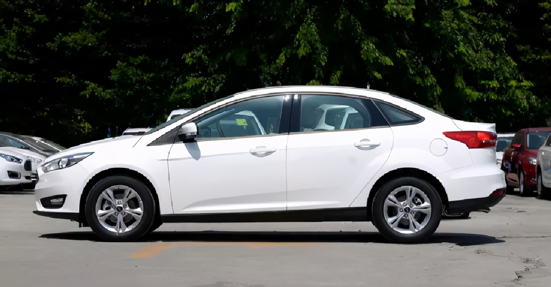 福特福克斯1.5t和1.6自吸哪个好,哪一代福克斯最受欢迎