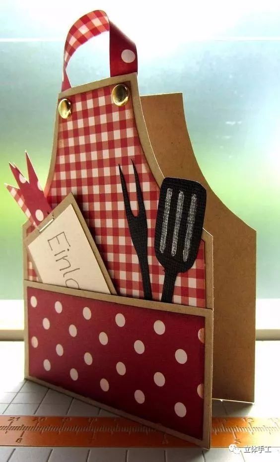 女儿送妈妈独一无二的母亲节贺卡,让妈妈感动哭的母亲节贺卡