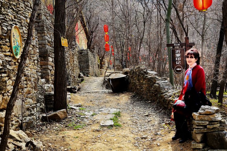 费县古村落景区,费县千年古村利山涧