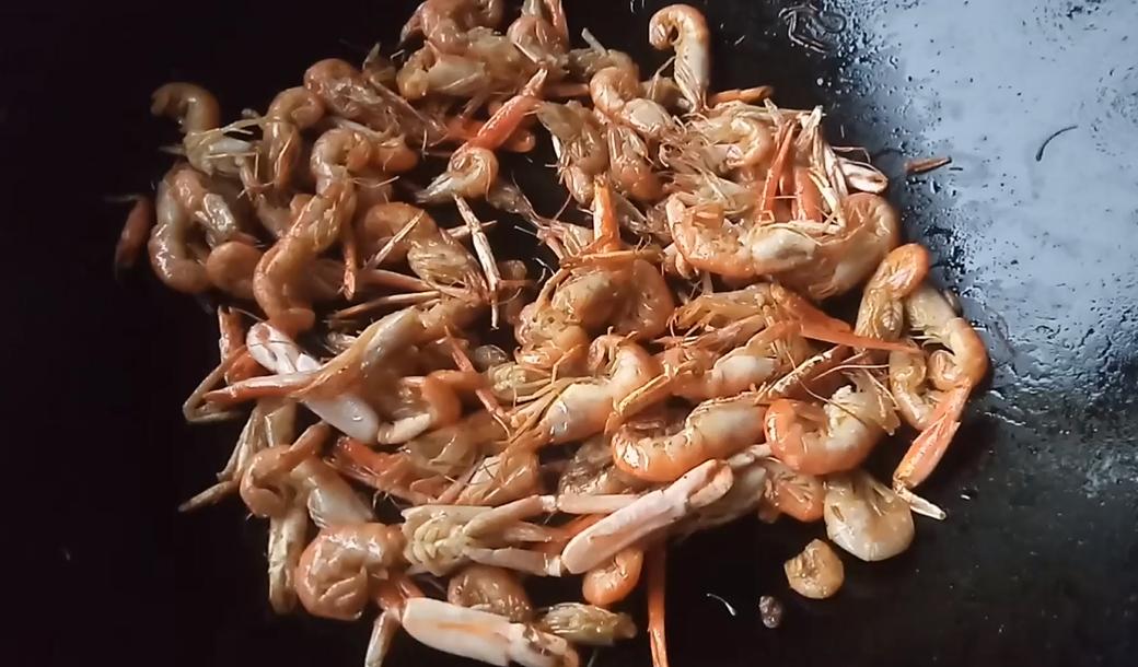 美食家常菜韭菜炒河虾太好吃了,精品菜谱韭菜炒河虾的做法