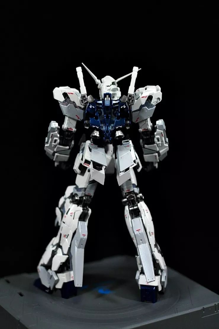 欣赏：有了这*独台**角兽，就不用去台场了！